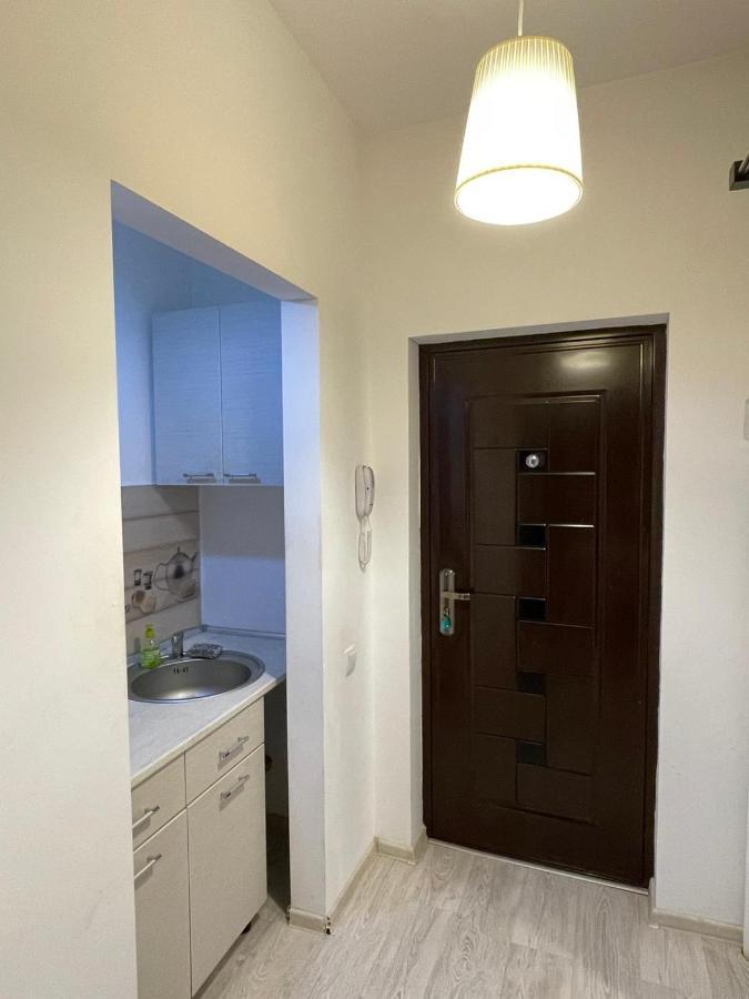 Centru Charming New Apartament Piata Universitate Apartment Bukares Bagian luar foto